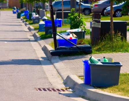 Yeading waste disposal facilities and regulatory signs